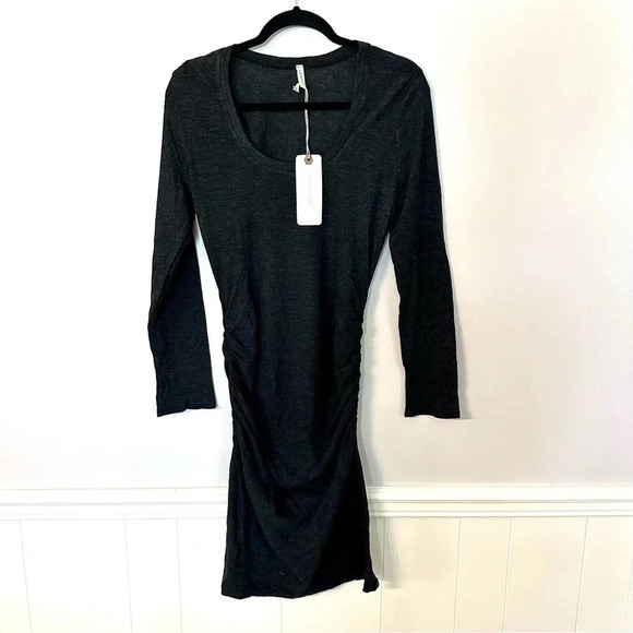 Lanston Women’s Gray Long Sleeve Scoop Neck Fitted Side Ruched Dress Size L NWT - Picture 2 of 9